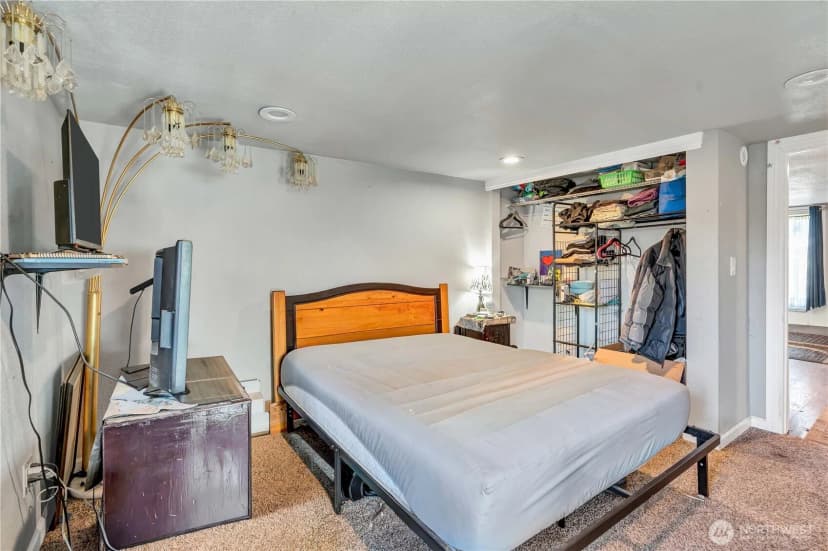 Property photo for 2907 Columbia Heights Road, Longview photo 33
