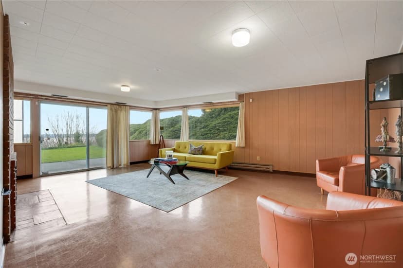 Property photo for 12895 Shorecrest Drive Sw, Seattle photo 24
