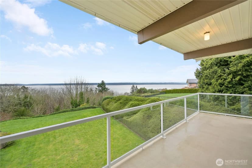 Property photo for 12895 Shorecrest Drive Sw, Seattle photo 34