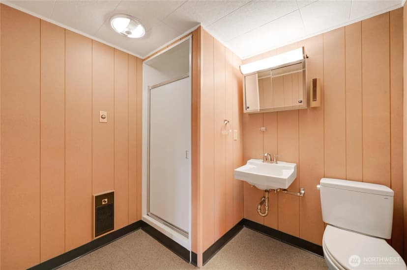 Property photo for 12895 Shorecrest Drive Sw, Seattle photo 30