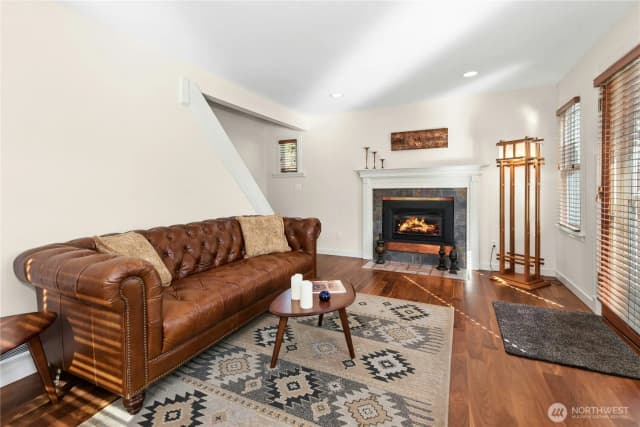 Property photo for 14051 1st Avenue Nw, Seattle photo 5