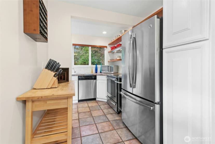 Property photo for 14051 1st Avenue Nw, Seattle photo 9