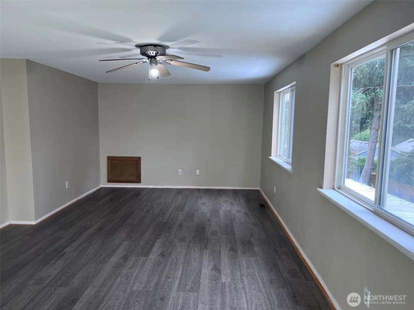 Property photo for 19409 110th Avenue Ct E, Graham photo 20