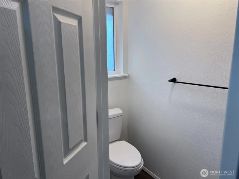 Property photo for 19409 110th Avenue Ct E, Graham photo 25