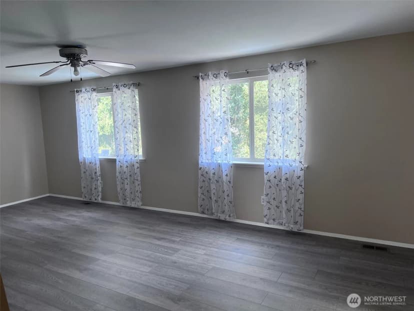 Property photo for 19409 110th Avenue Ct E, Graham photo 21