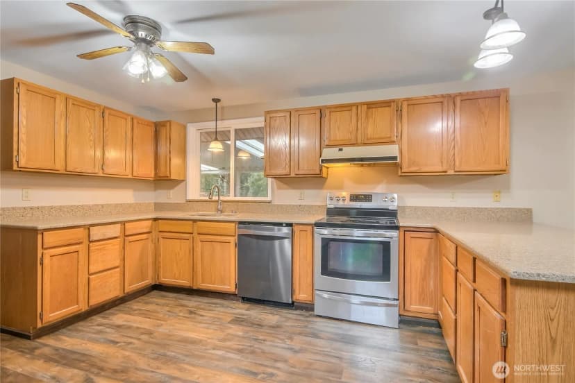 Property photo for 19409 110th Avenue Ct E, Graham photo 13