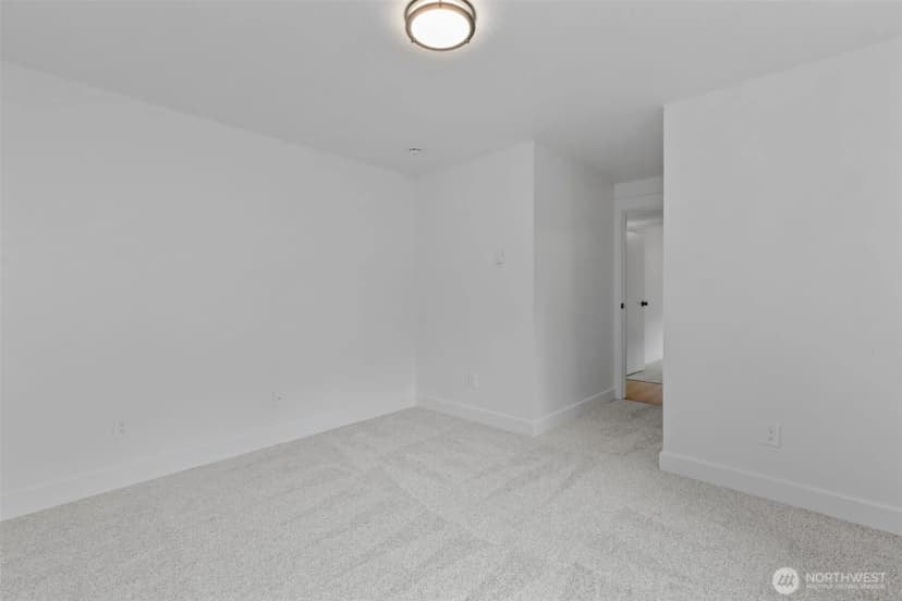 Property photo for 6582 Ne Pear Street, Suquamish photo 11