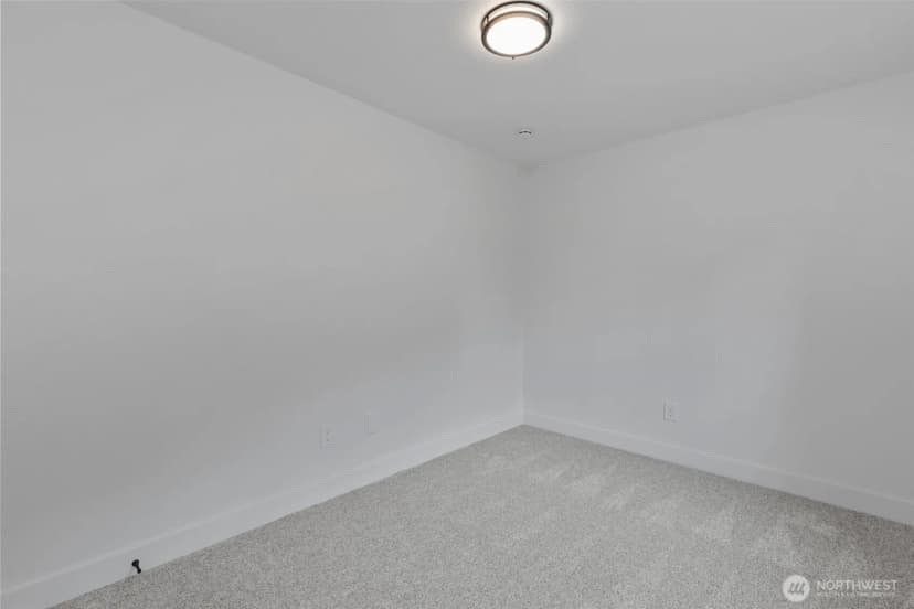 Property photo for 6582 Ne Pear Street, Suquamish photo 17