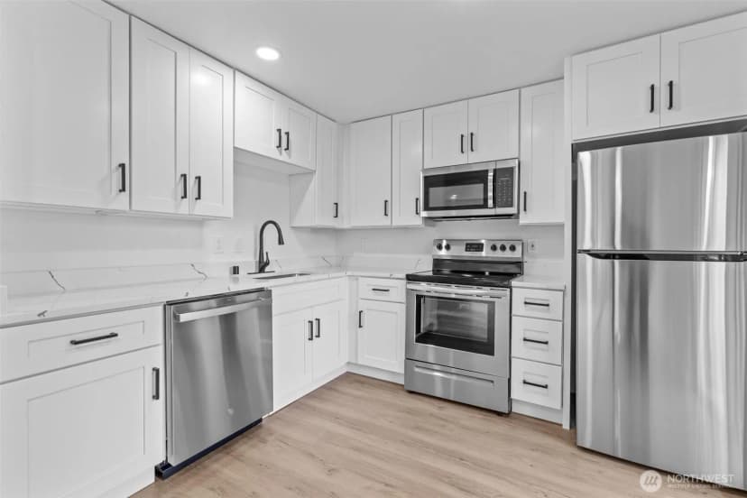 Property photo for 6582 Ne Pear Street, Suquamish photo 6