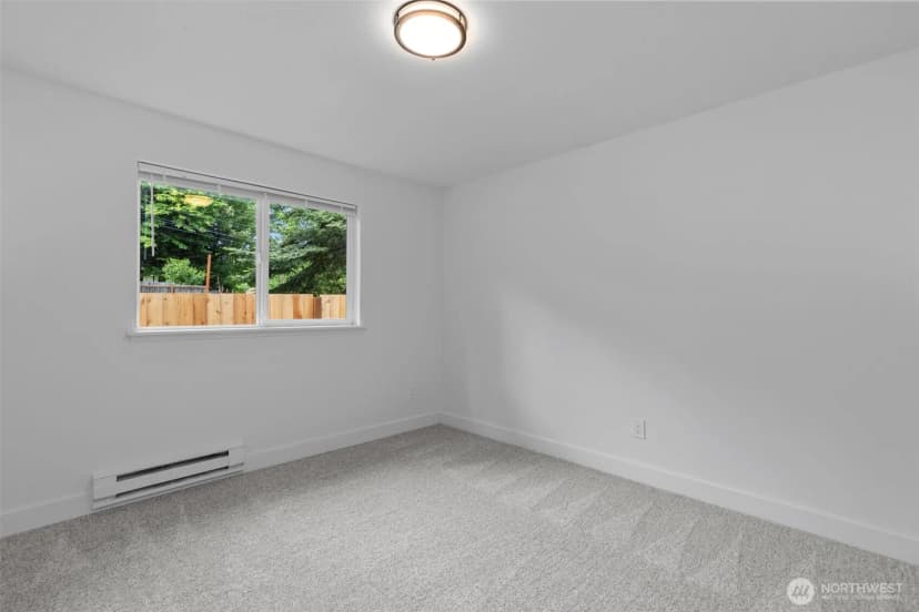 Property photo for 6582 Ne Pear Street, Suquamish photo 9