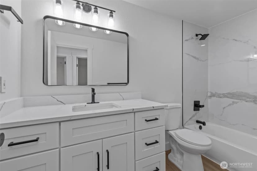 Property photo for 6582 Ne Pear Street, Suquamish photo 13