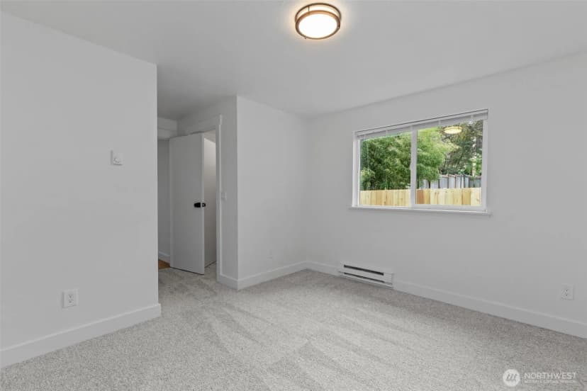 Property photo for 6582 Ne Pear Street, Suquamish photo 10