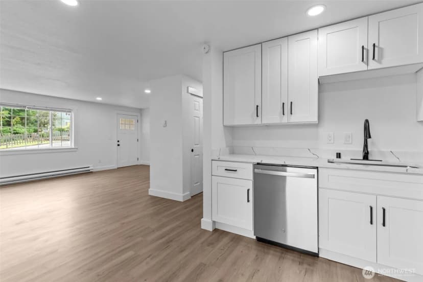 Property photo for 6582 Ne Pear Street, Suquamish photo 8
