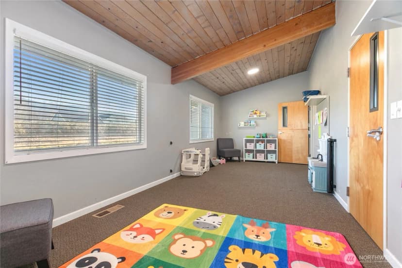 Property photo for 904 Nooksack Avenue, Nooksack photo 25