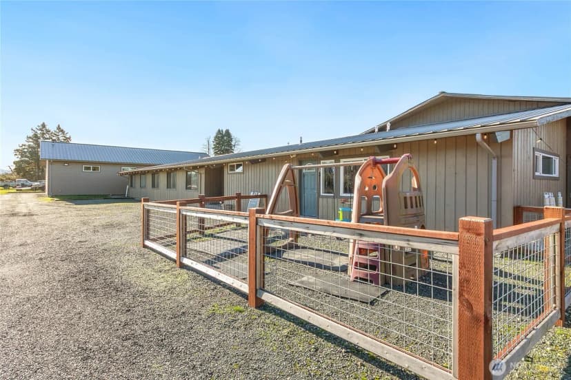 Property photo for 904 Nooksack Avenue, Nooksack photo 7