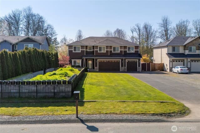 Property photo for 11410 Waller Road E, Tacoma photo 2
