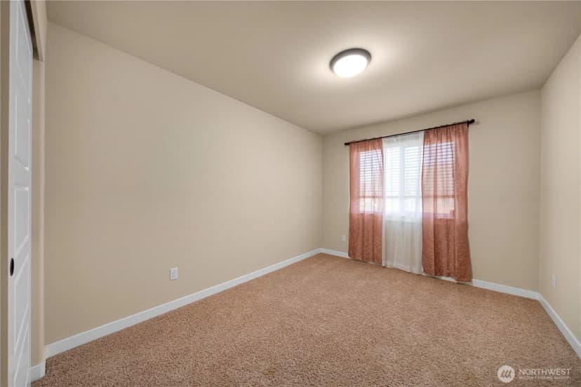 Property photo for 11410 Waller Road E, Tacoma photo 17