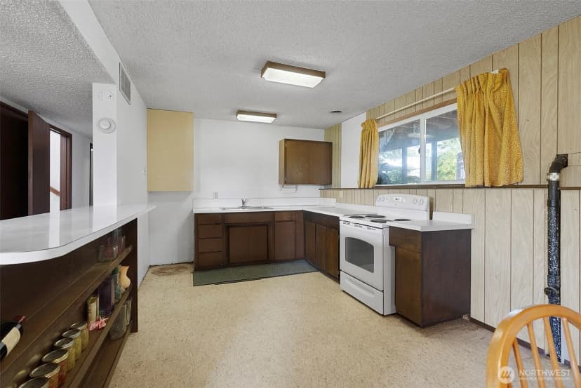 Property photo for 8400 Old Highway 99 Se, Tumwater photo 20