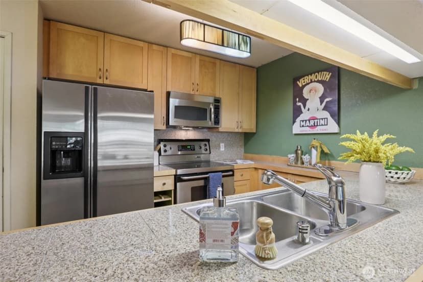 Property photo for 275 W Roy Street #114, Seattle photo 10