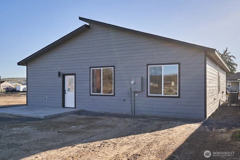 Property photo for 721 S Aster Street, Soap Lake photo 23