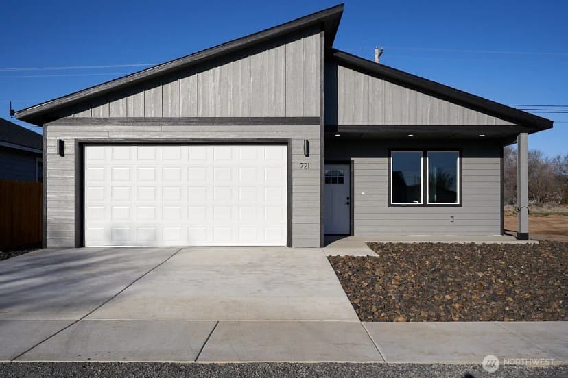 Property photo for 721 S Aster Street, Soap Lake