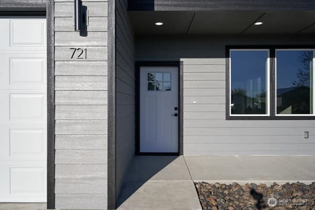 Property photo for 721 S Aster Street, Soap Lake photo 2