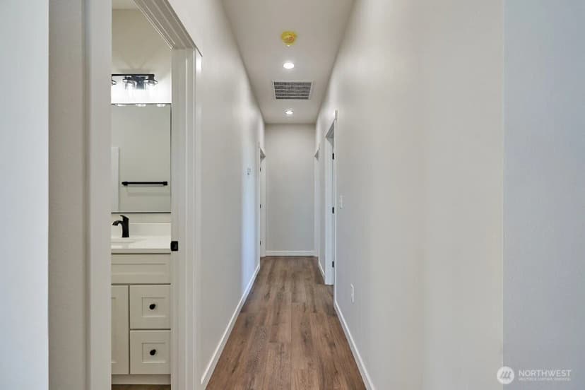 Property photo for 721 S Aster Street, Soap Lake photo 14