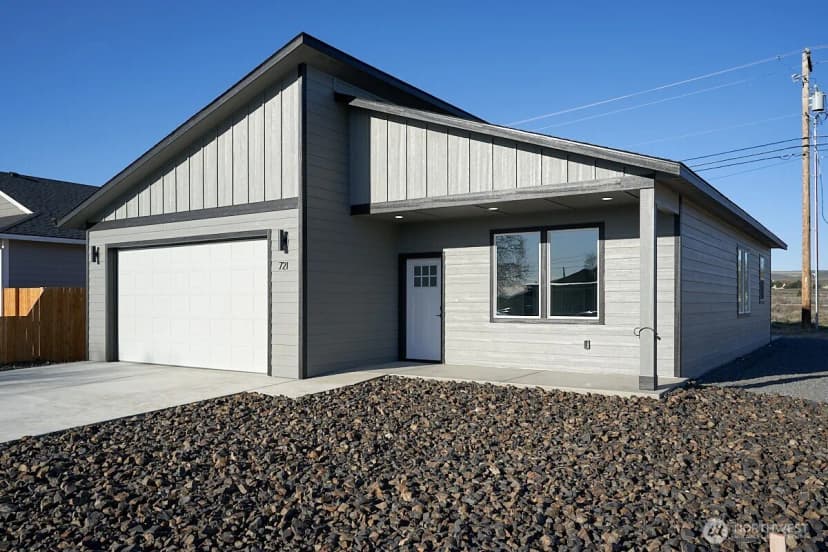 Property photo for 721 S Aster Street, Soap Lake photo 3
