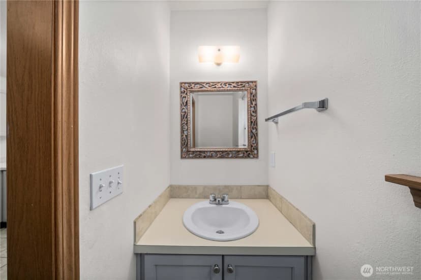 Property photo for 10806 Park Avenue S, Tacoma photo 13