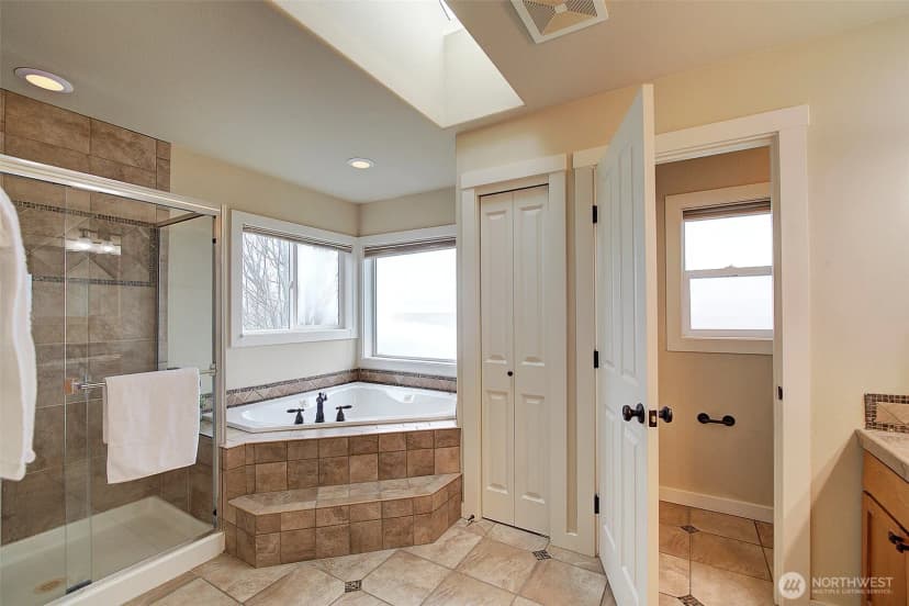 Property photo for 10705 176th Avenue E, Bonney Lake photo 28
