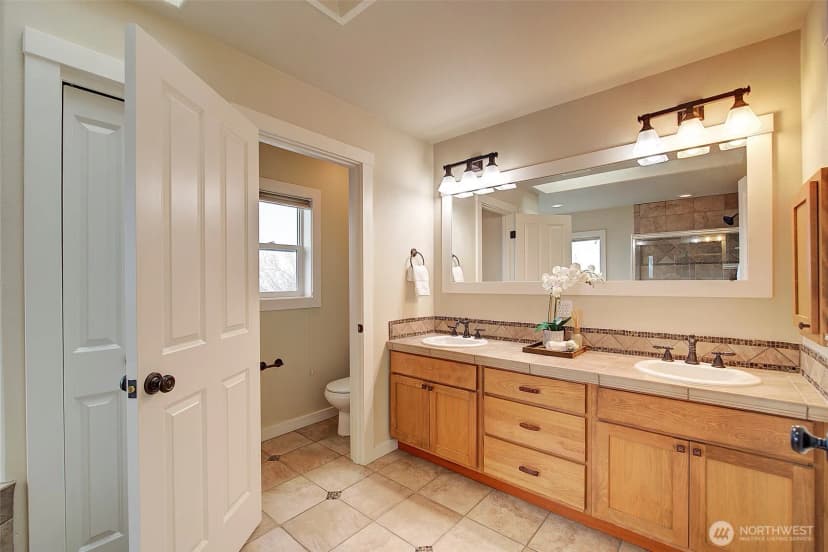 Property photo for 10705 176th Avenue E, Bonney Lake photo 30