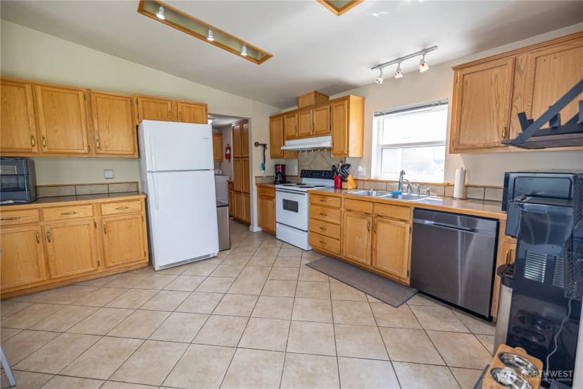 Property photo for 878 Sw Hunter Avenue, Quincy photo 13