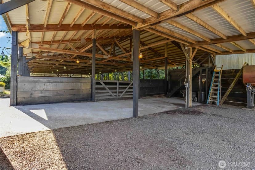 Property photo for 720 Abernathy Creek, Longview photo 32