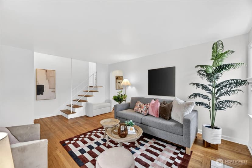 Property photo for 10016 13th Avenue Nw, Seattle photo 6