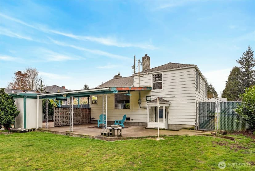 Property photo for 10016 13th Avenue Nw, Seattle photo 24
