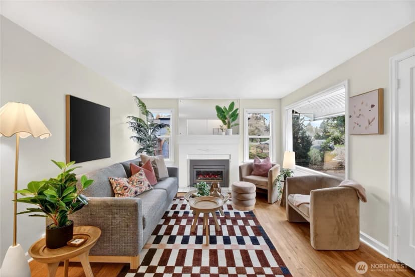 Property photo for 10016 13th Avenue Nw, Seattle photo 5