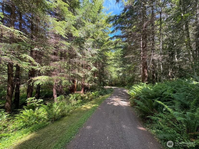 Property photo for 325 Evergreen View Parkway, Port Angeles photo 3