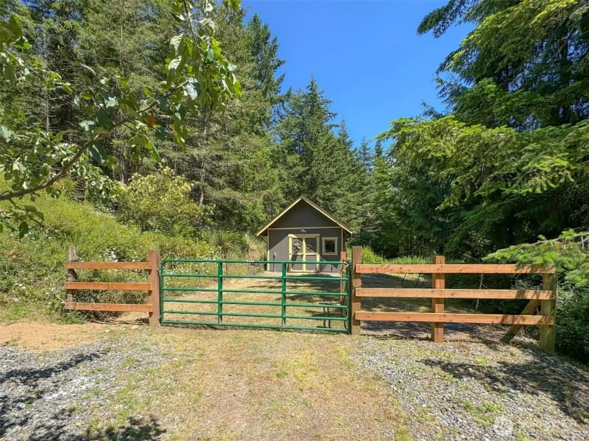 Property photo for 325 Evergreen View Parkway, Port Angeles photo 37