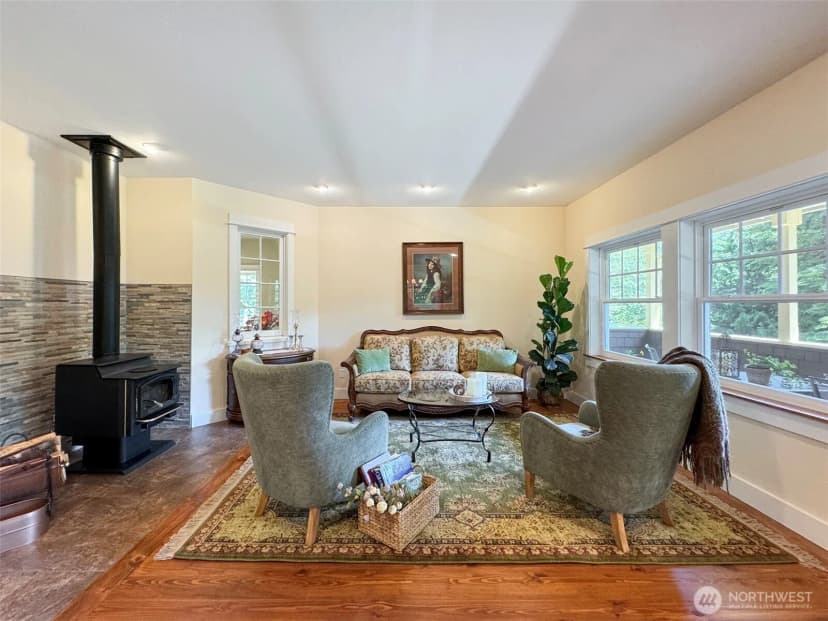 Property photo for 325 Evergreen View Parkway, Port Angeles photo 8