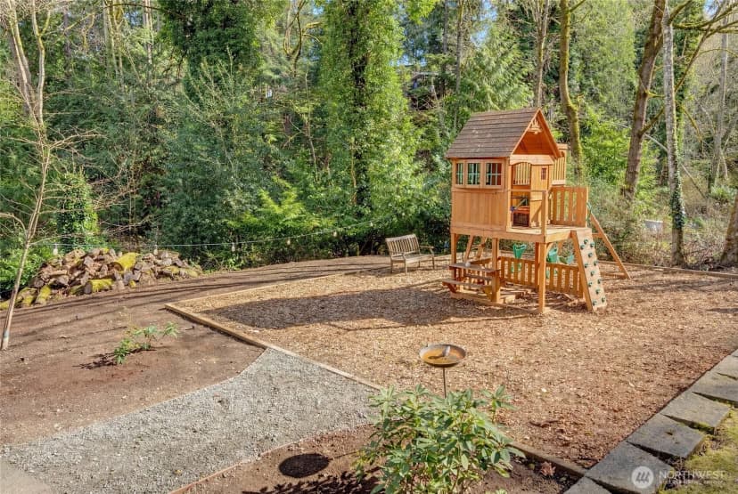 Property photo for 5205 W Mercer Place, Mercer Island photo 19