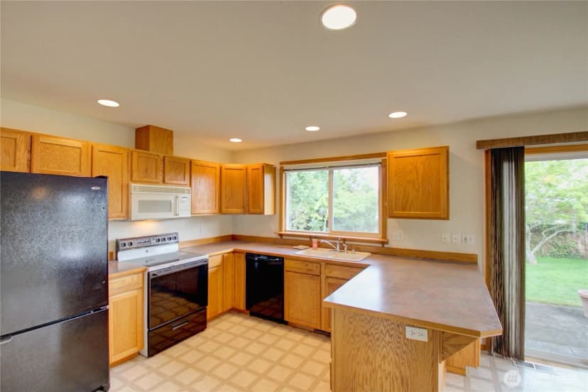 Property photo for 3419 G Avenue, Anacortes photo 11