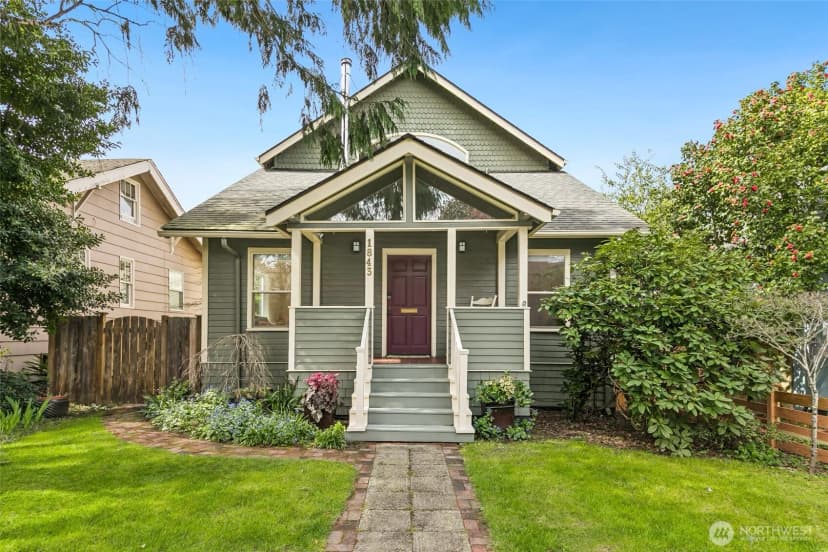 Property photo for 1843 41st Avenue E, Seattle photo 2
