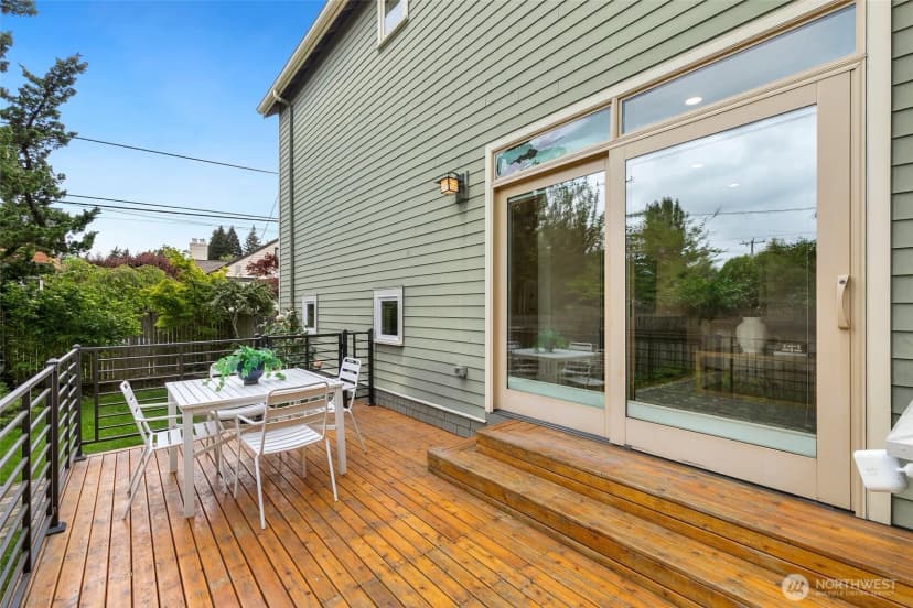 Property photo for 1843 41st Avenue E, Seattle photo 32