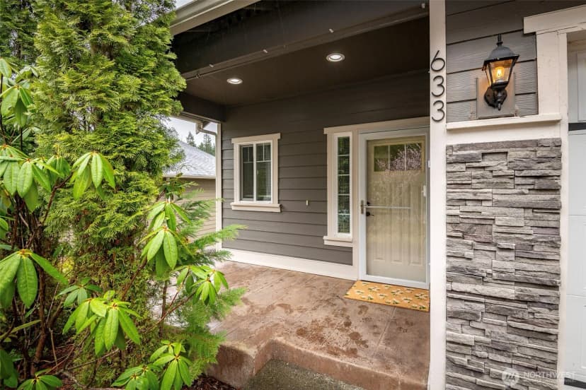Property photo for 633 Joy Street, Eatonville photo 2