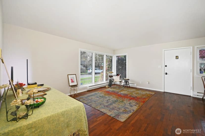 Property photo for 9328 31st Avenue Sw, Seattle photo 6