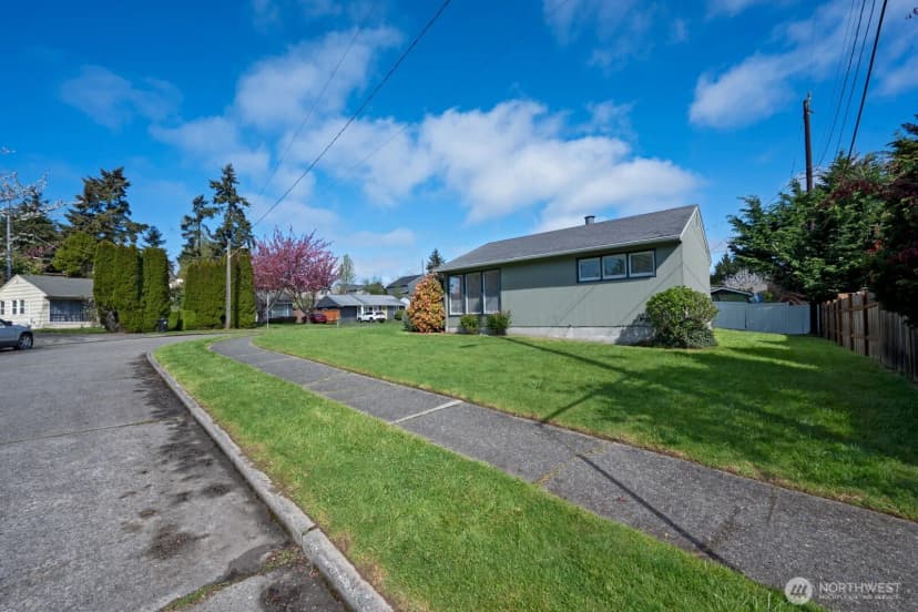 Property photo for 9328 31st Avenue Sw, Seattle photo 26