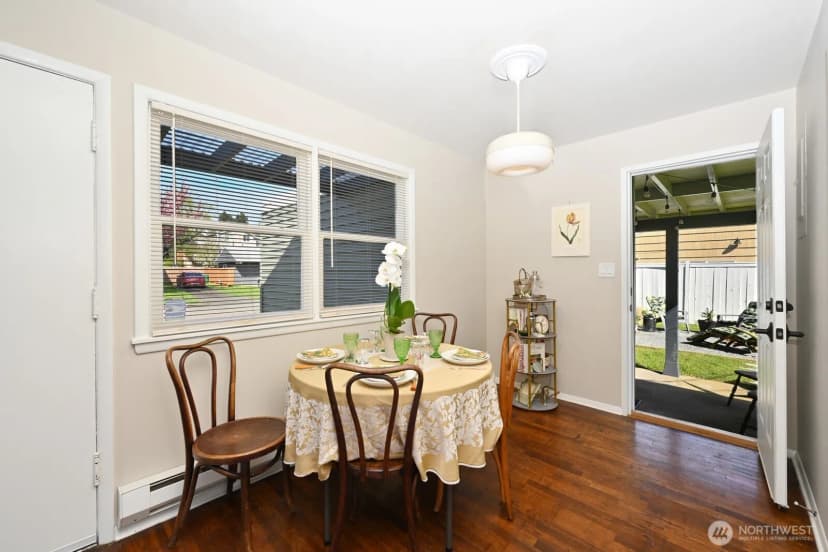 Property photo for 9328 31st Avenue Sw, Seattle photo 12