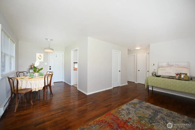 Property photo for 9328 31st Avenue Sw, Seattle photo 9