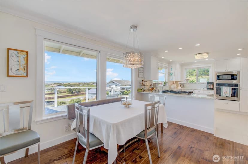Property photo for 1005 346th Place, Ocean Park photo 9