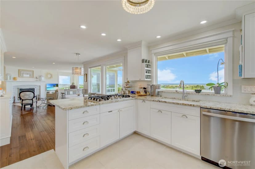 Property photo for 1005 346th Place, Ocean Park photo 13